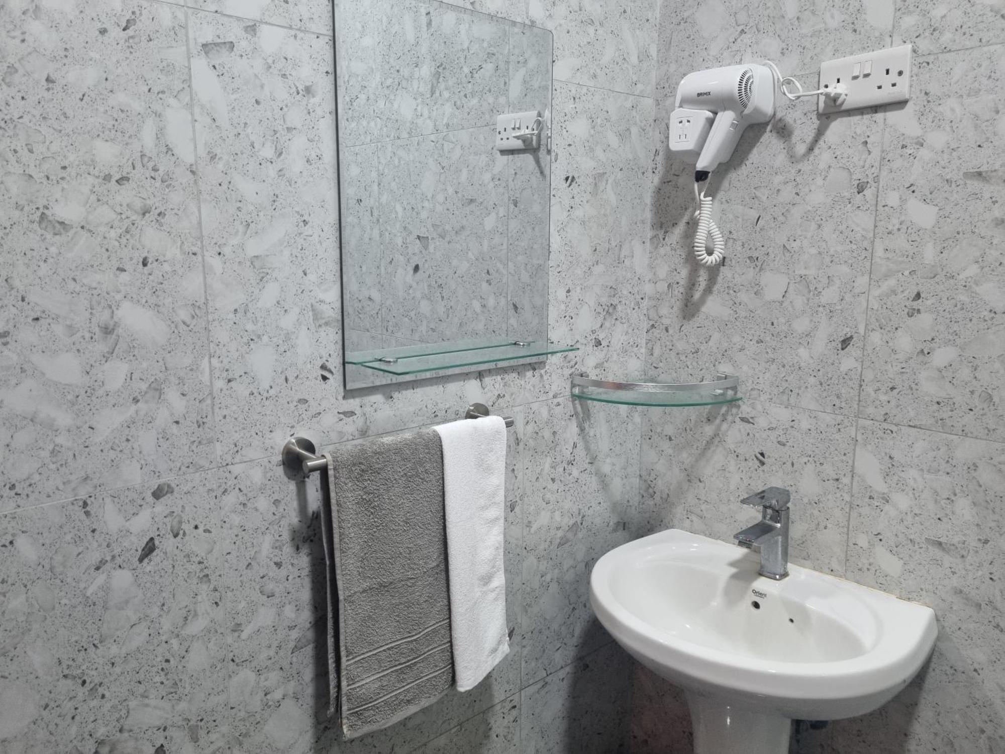 64 Zenj House Luxury Airport B&B Mbweni Exterior photo